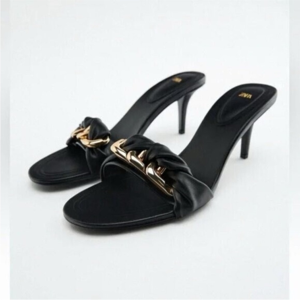 🖤ZARA KITTEN HEELS🖤